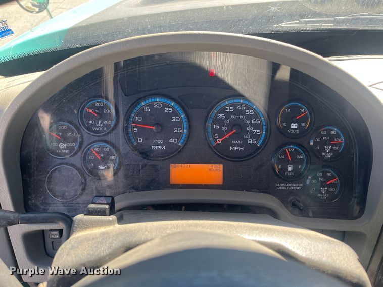 image for item DC6221 2009 International WorkStar 7400  dump truck