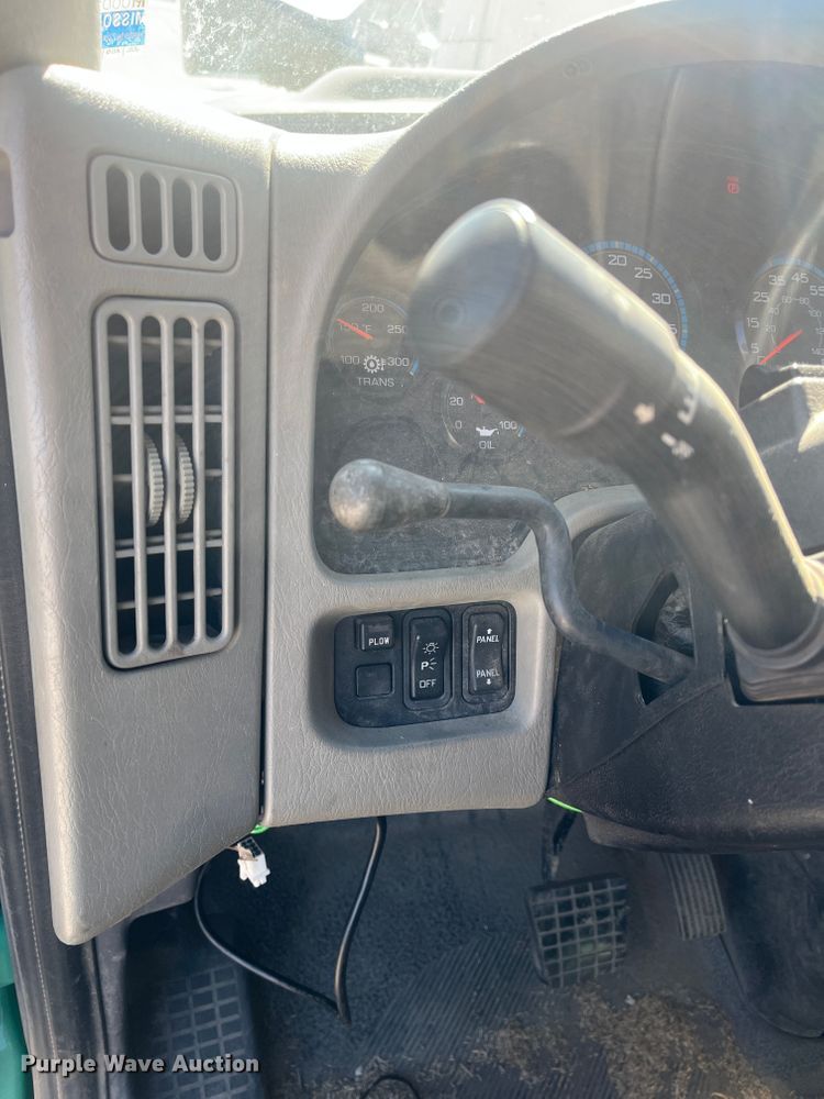 image for item DC6221 2009 International WorkStar 7400  dump truck