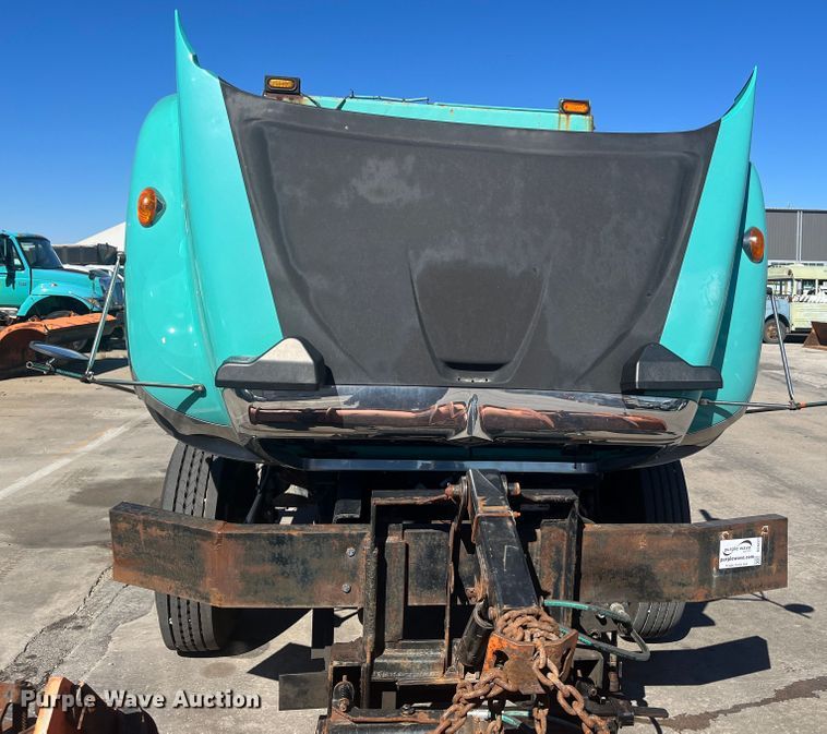 image for item DC6221 2009 International WorkStar 7400  dump truck