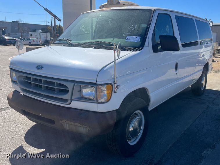 image for item DC6222 2000 Ford E350 Super Duty XL  van