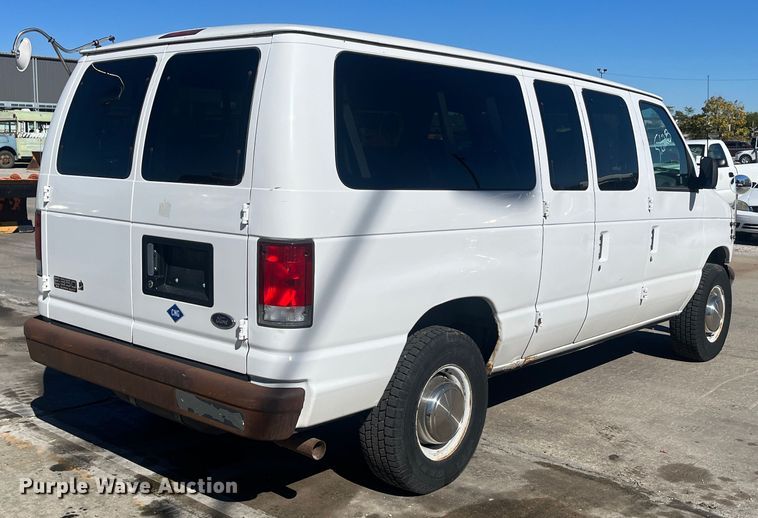 image for item DC6222 2000 Ford E350 Super Duty XL  van