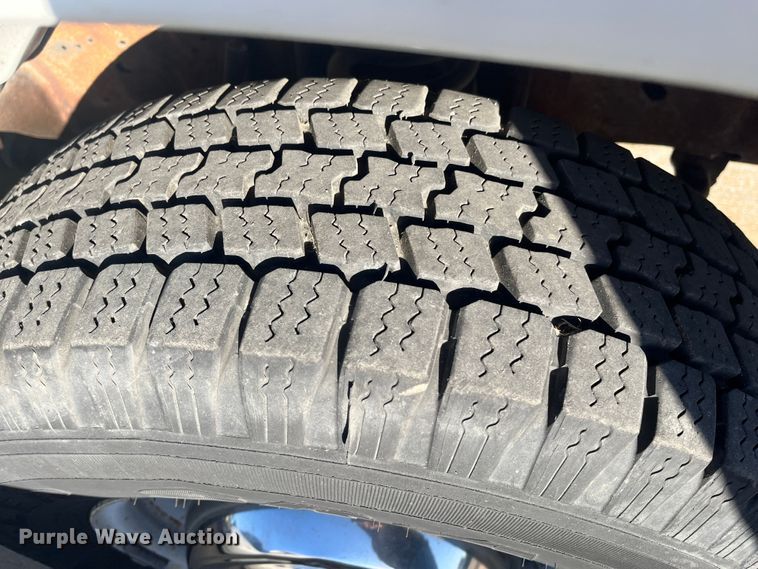 image for item DC6222 2000 Ford E350 Super Duty XL  van