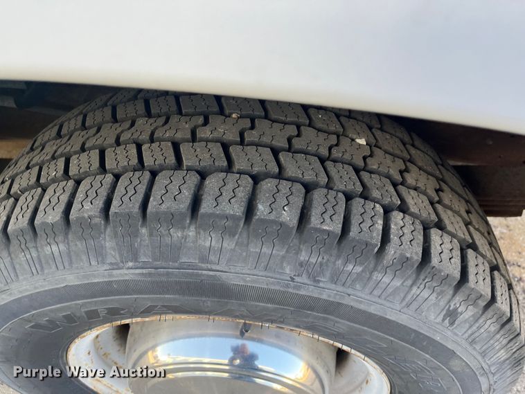 image for item DC6222 2000 Ford E350 Super Duty XL  van