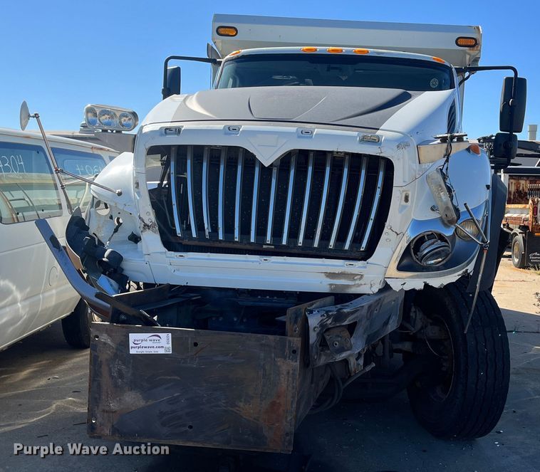 image for item DC6224 2013 International WorkStar 7500  dump truck