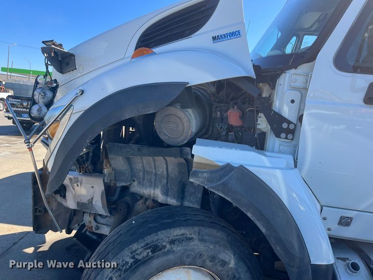 image for item DC6224 2013 International WorkStar 7500  dump truck