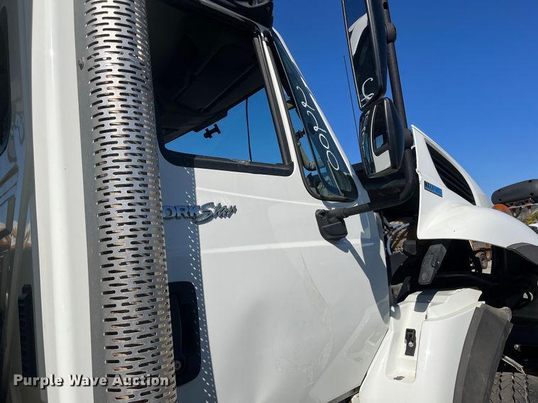 image for item DC6224 2013 International WorkStar 7500  dump truck