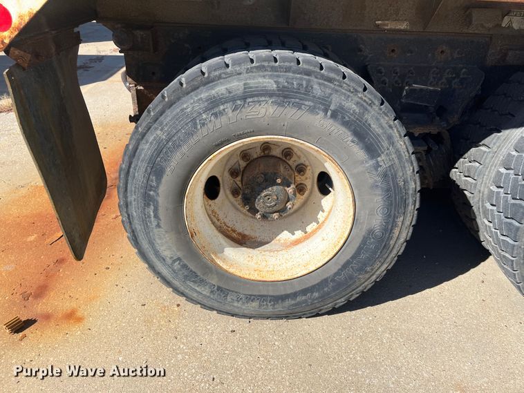 image for item DC6224 2013 International WorkStar 7500  dump truck