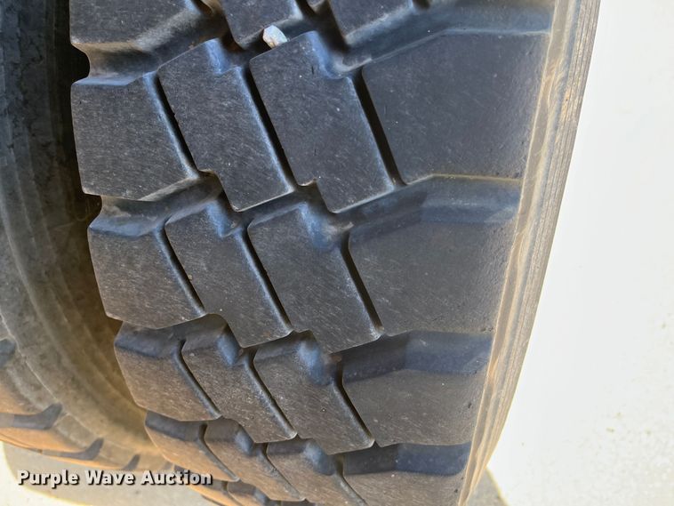 image for item DC6224 2013 International WorkStar 7500  dump truck