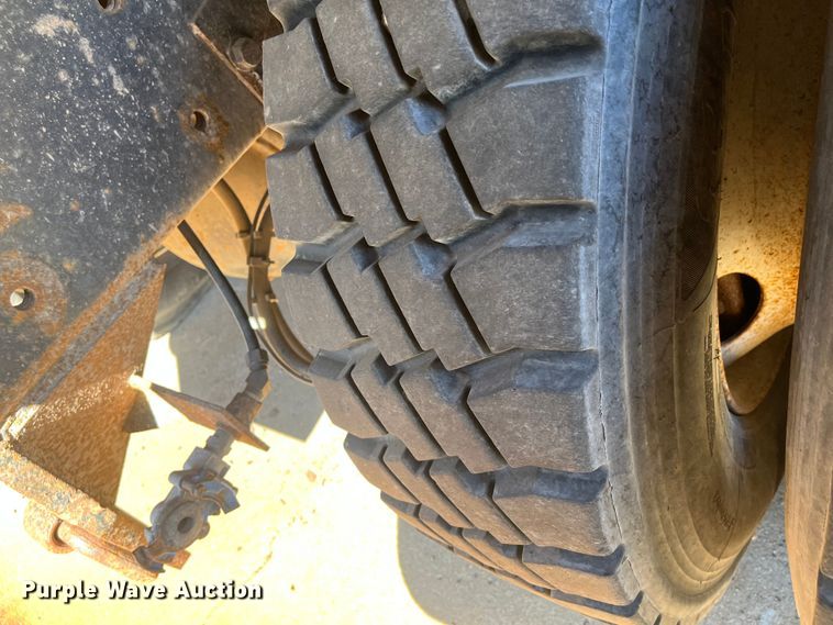 image for item DC6224 2013 International WorkStar 7500  dump truck