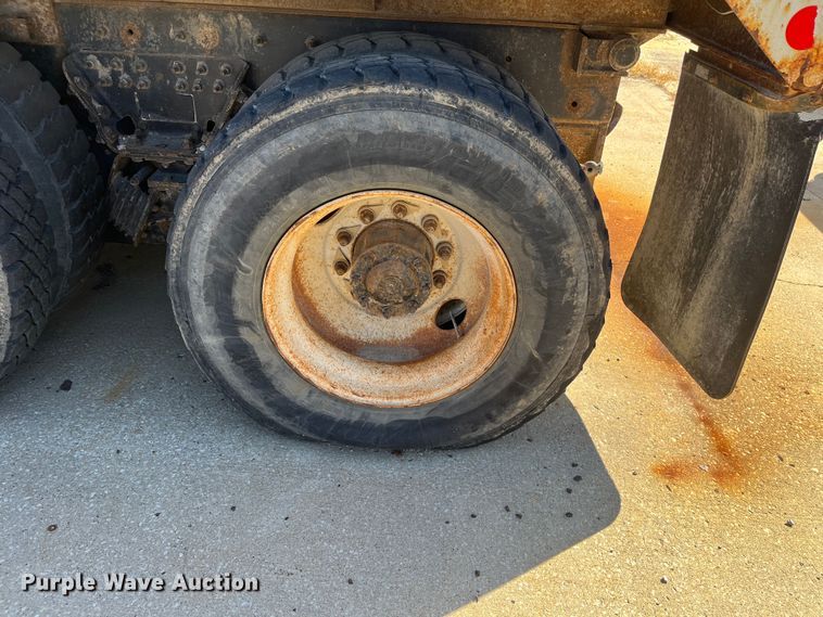 image for item DC6224 2013 International WorkStar 7500  dump truck