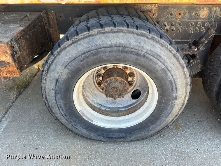 image for item DC6224 2013 International WorkStar 7500  dump truck