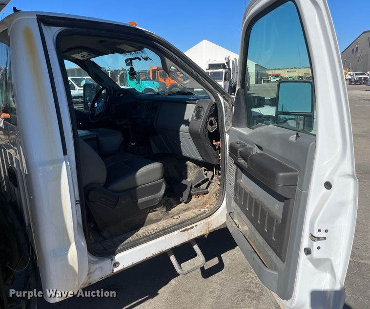 image for item DC6225 2011 Ford F350 Super Duty XL  dump bed pickup truck