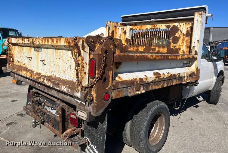 image for item DC6225 2011 Ford F350 Super Duty XL  dump bed pickup truck