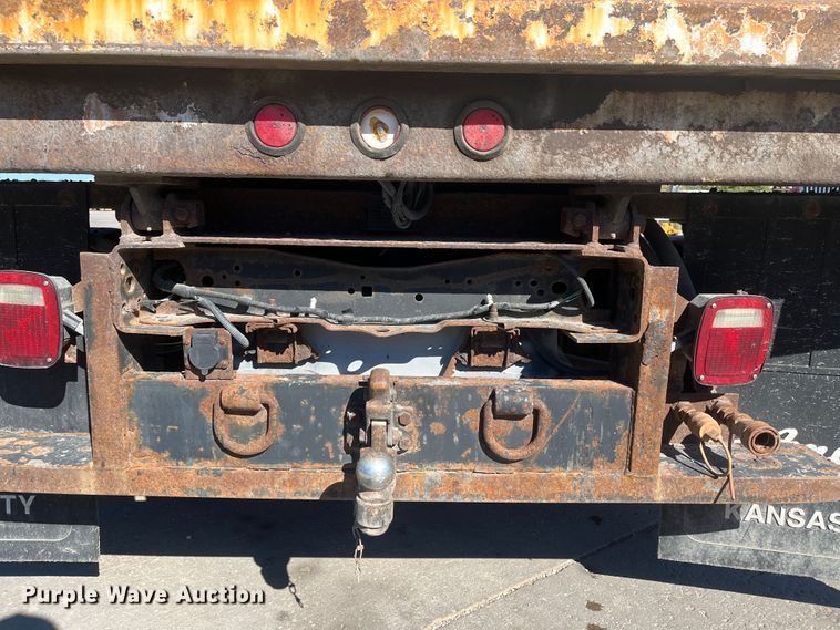 image for item DC6225 2011 Ford F350 Super Duty XL  dump bed pickup truck