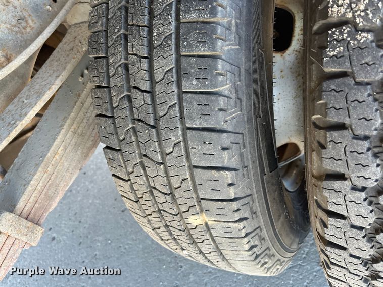 image for item DC6225 2011 Ford F350 Super Duty XL  dump bed pickup truck