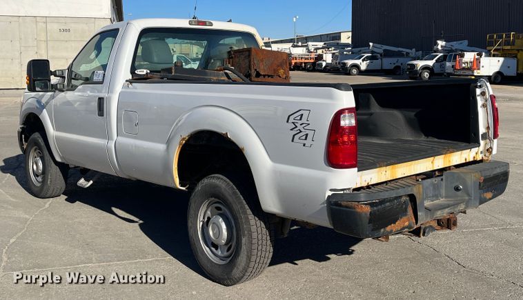 image for item DR7280 2011 Ford F350 Super Duty XL  pickup truck