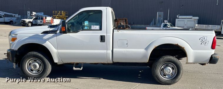 image for item DR7280 2011 Ford F350 Super Duty XL  pickup truck