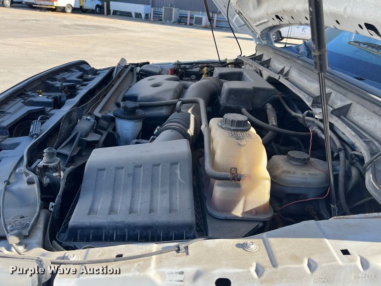 image for item DR7280 2011 Ford F350 Super Duty XL  pickup truck