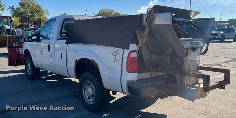 image for item DR7281 2011 Ford F350 Super Duty XL  pickup truck