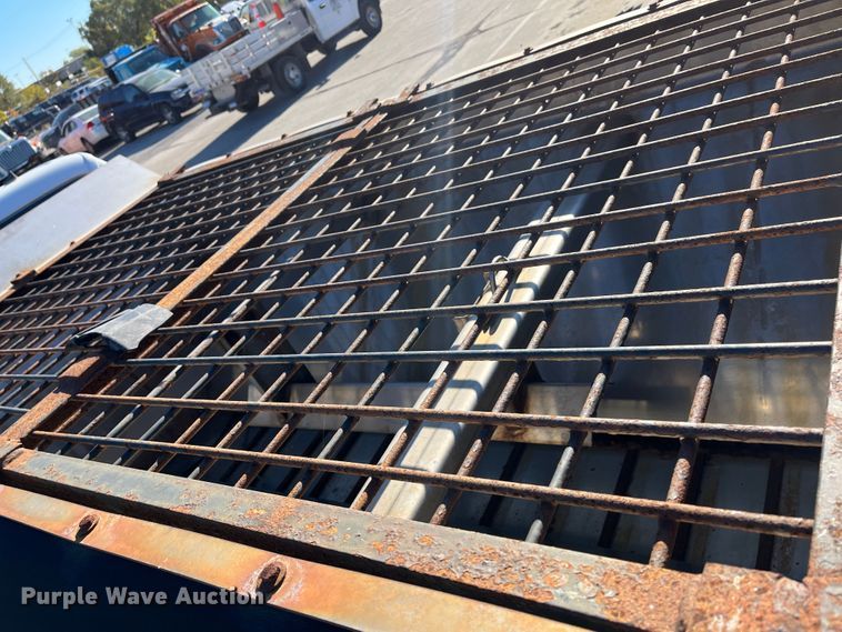 image for item DR7281 2011 Ford F350 Super Duty XL  pickup truck