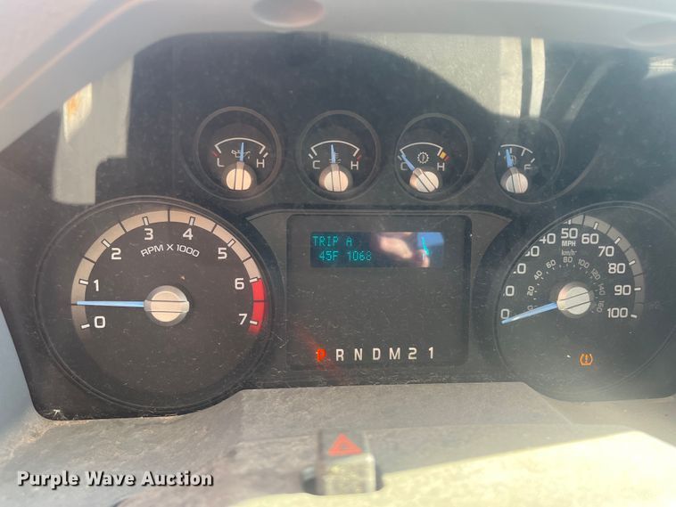 image for item DR7281 2011 Ford F350 Super Duty XL  pickup truck