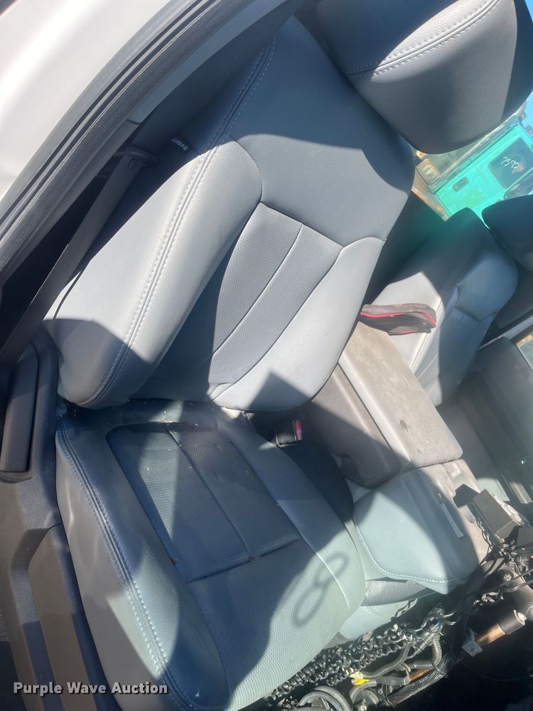 image for item DR7281 2011 Ford F350 Super Duty XL  pickup truck