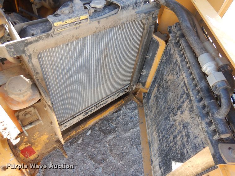 image for item DF8135 2009 John Deere 317  skid steer loader