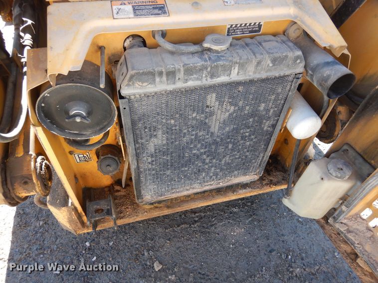 image for item DF8136 1995 John Deere 7775  skid steer loader