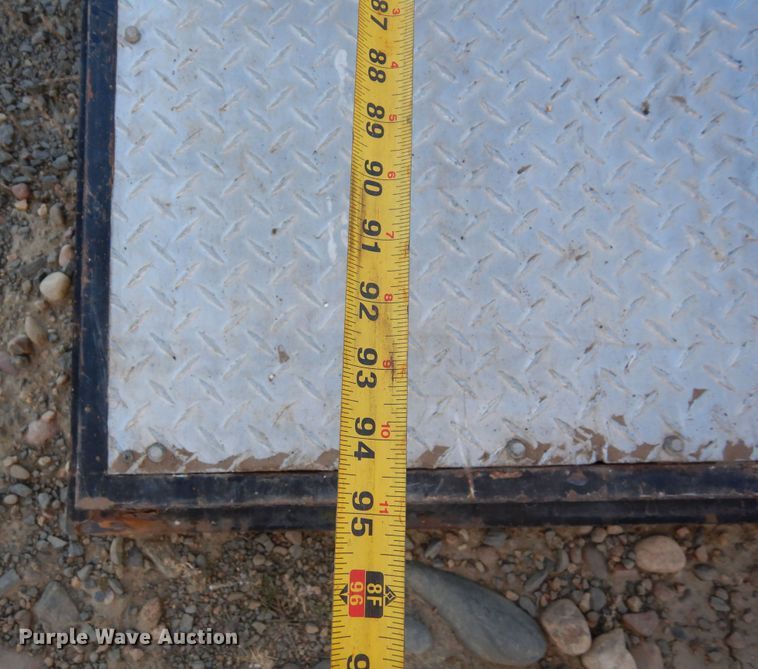 image for item DF8175 2010  Stacker enclosed cargo trailer with lift