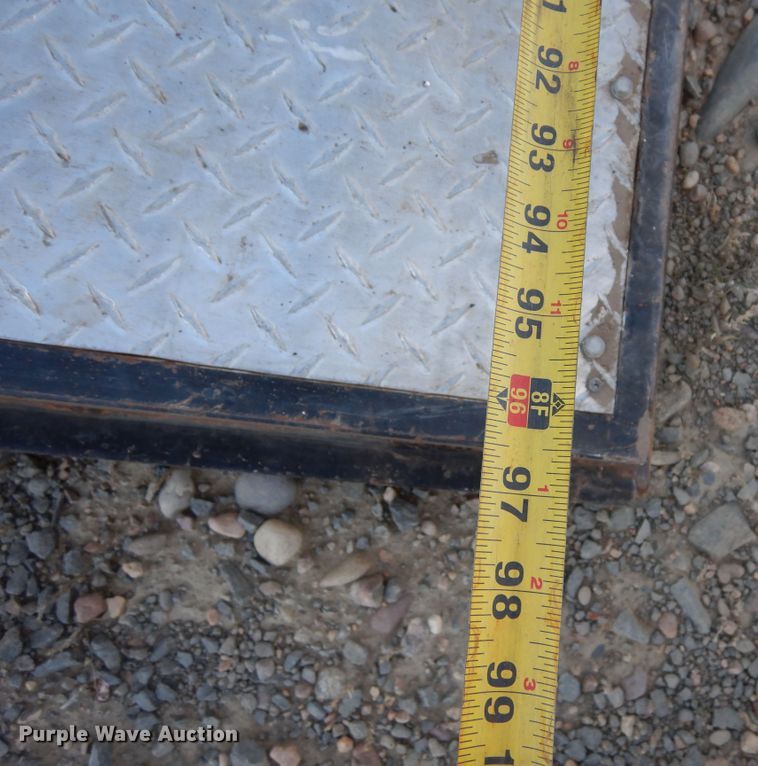 image for item DF8175 2010  Stacker enclosed cargo trailer with lift