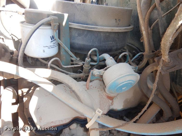 image for item DH8900 1990 International 4600  box truck