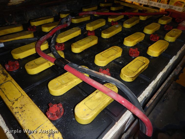 image for item DI6781 Toyota 5FBC25  forklift