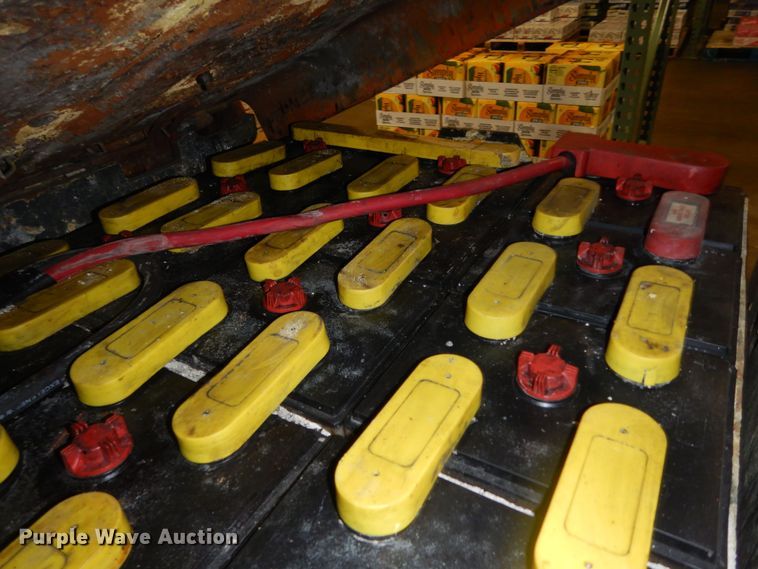 image for item DI6781 Toyota 5FBC25  forklift