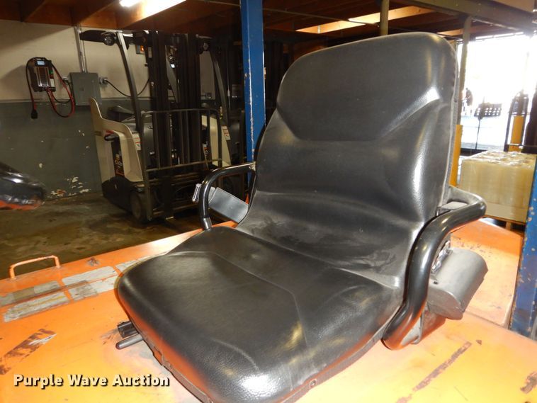 image for item DI6781 Toyota 5FBC25  forklift