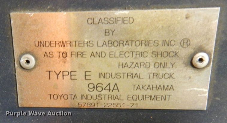 image for item DI6781 Toyota 5FBC25  forklift