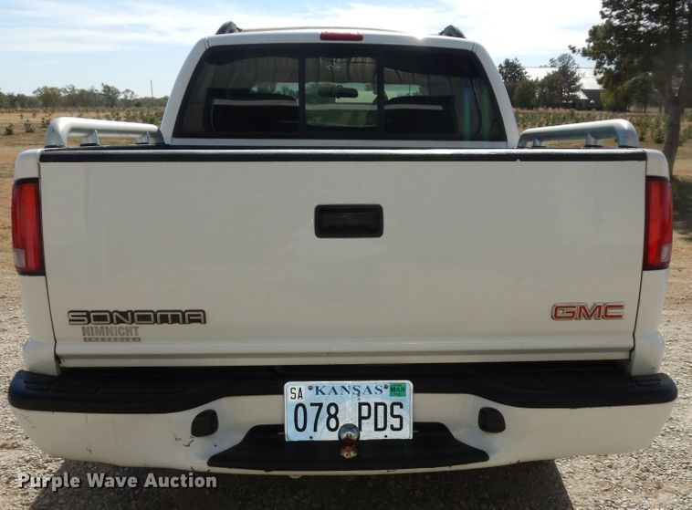 image for item DI6783 2004 GMC Sonoma SLS  Crew Cab pickup truck