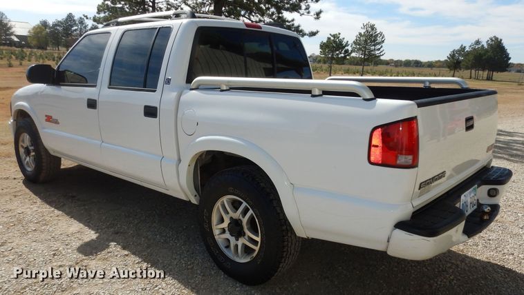 image for item DI6783 2004 GMC Sonoma SLS  Crew Cab pickup truck