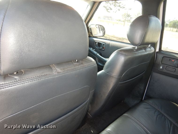 image for item DI6783 2004 GMC Sonoma SLS  Crew Cab pickup truck