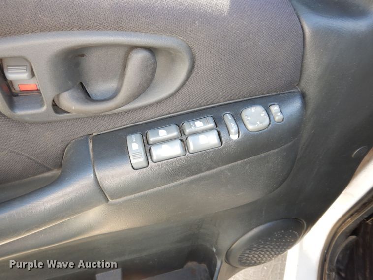 image for item DI6783 2004 GMC Sonoma SLS  Crew Cab pickup truck