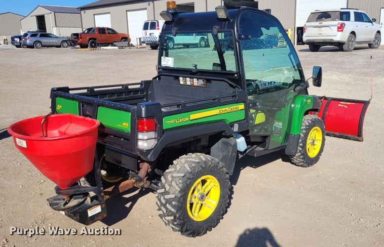 image for item DM1050 2015 John Deere 825i Gator utility vehicle