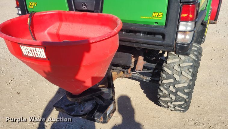 image for item DM1050 2015 John Deere 825i Gator utility vehicle