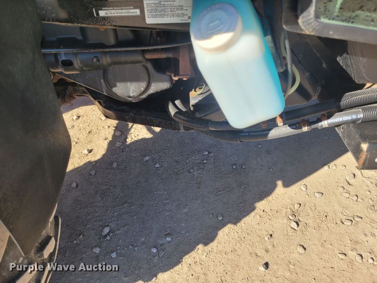 image for item DM1050 2015 John Deere 825i Gator utility vehicle