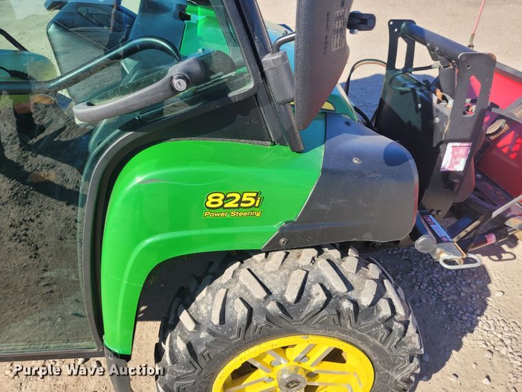 image for item DM1050 2015 John Deere 825i Gator utility vehicle
