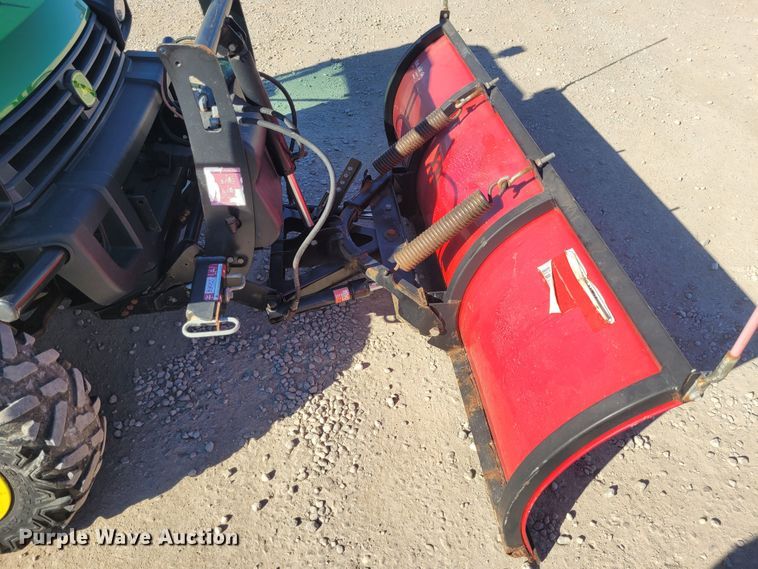 image for item DM1050 2015 John Deere 825i Gator utility vehicle