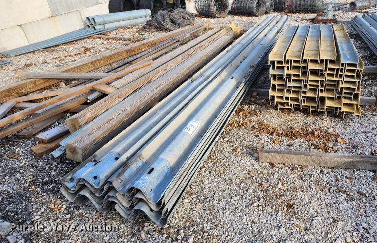 image for item DM4794 (20) 26'L guard rails