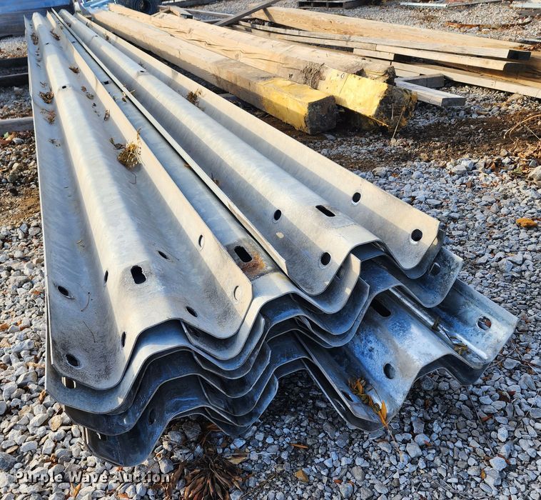 image for item DM4794 (20) 26'L guard rails