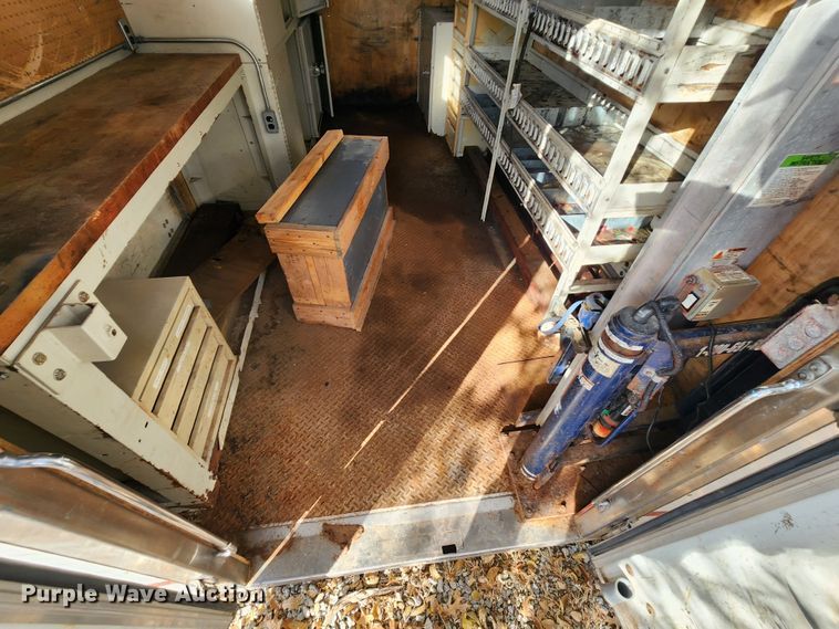 image for item DM4811 Us Truck Body  van body