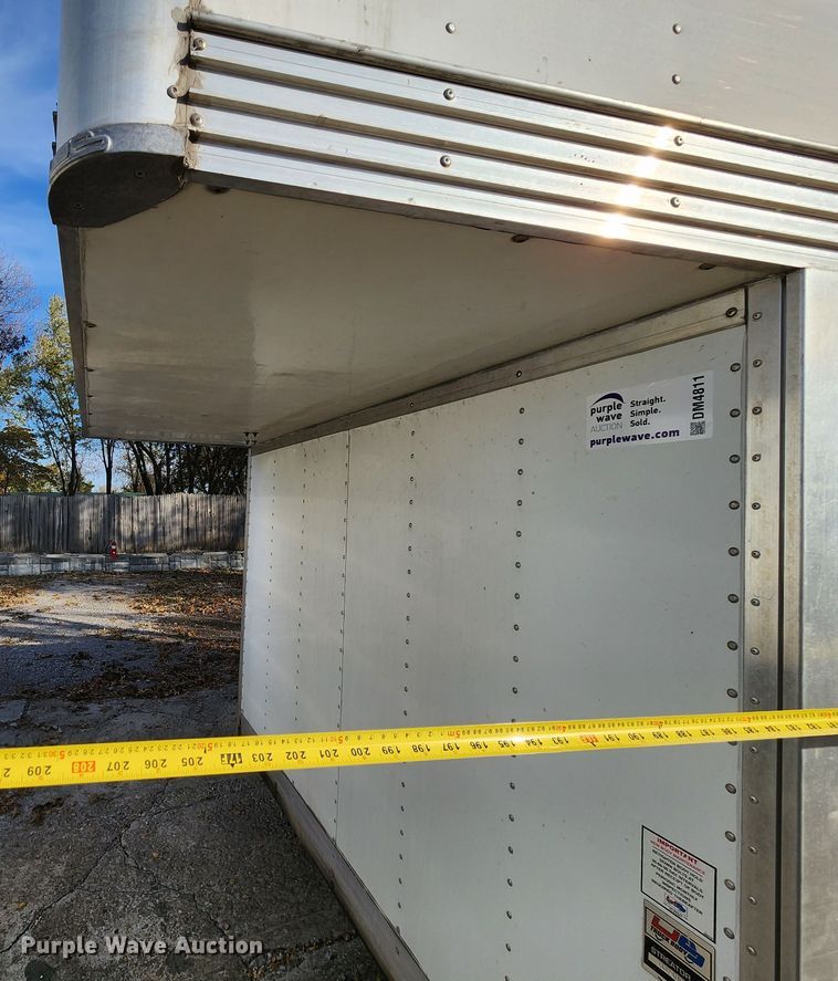 image for item DM4811 Us Truck Body  van body