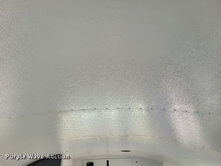 image for item DM8072 2004 GMC C5500  school bus