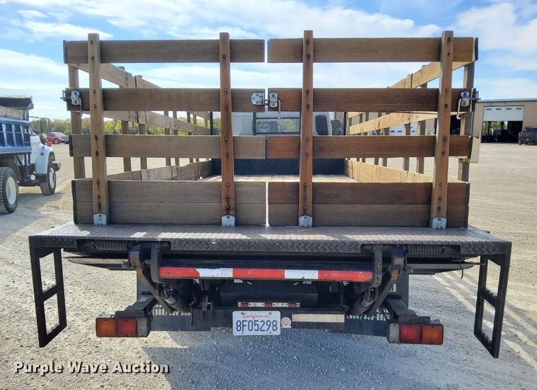 image for item DN6891 2006 Mitsubishi FUSO  flatbed truck